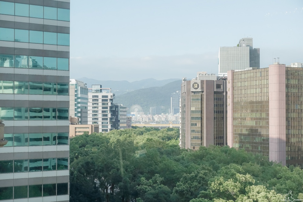 台北文華東方酒店豪華客房窗外風景