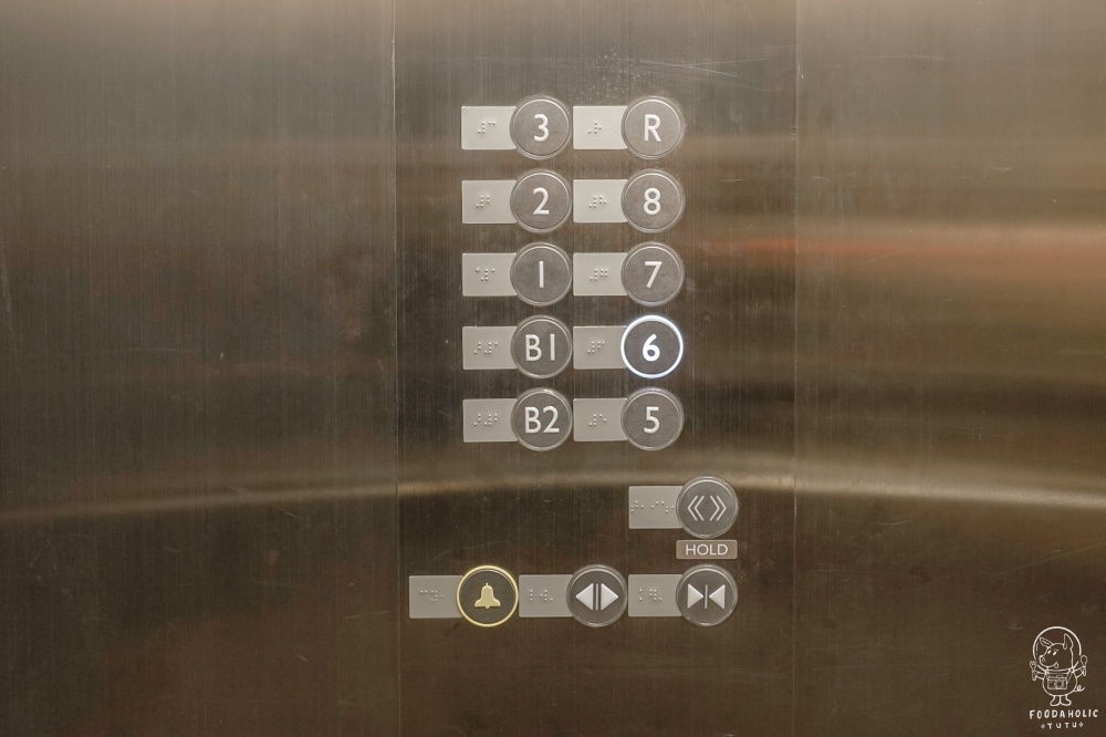 了了礁溪飯店電梯