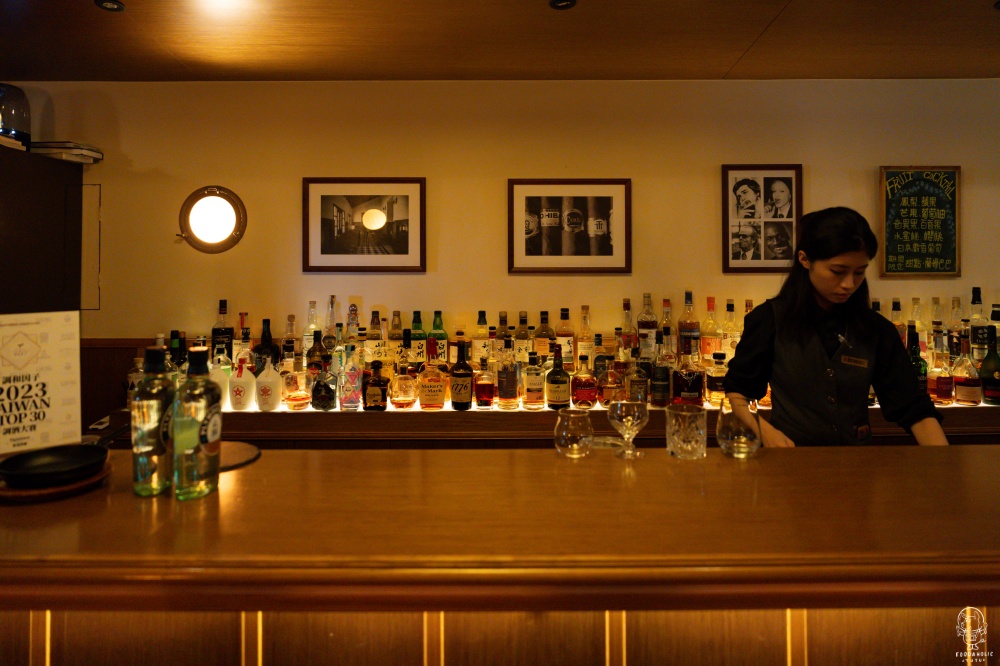 Bar Saito/齋藤一樓空間