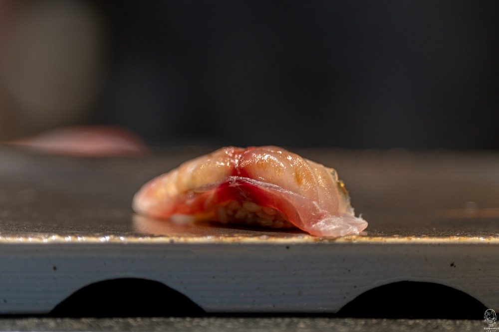 鮨煦料理案內所花蓮黃雞魚握壽司