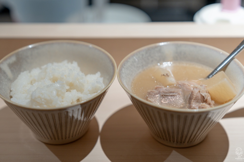 燒肉政宗 Yakiniku Masamune花蓮店豚汁味噌湯、白飯