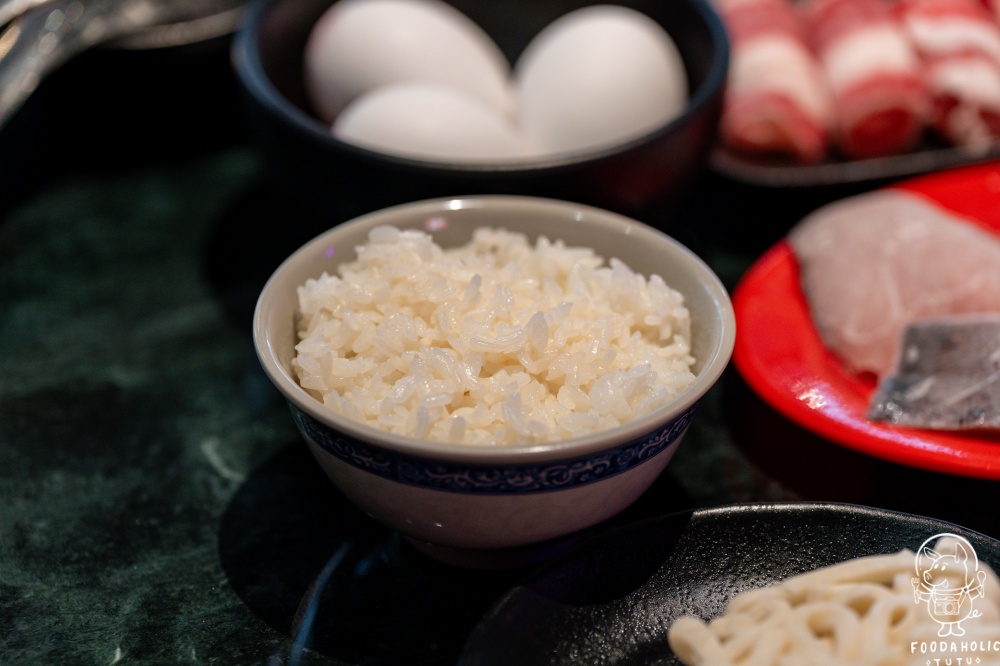 『春滿石頭火鍋』白飯