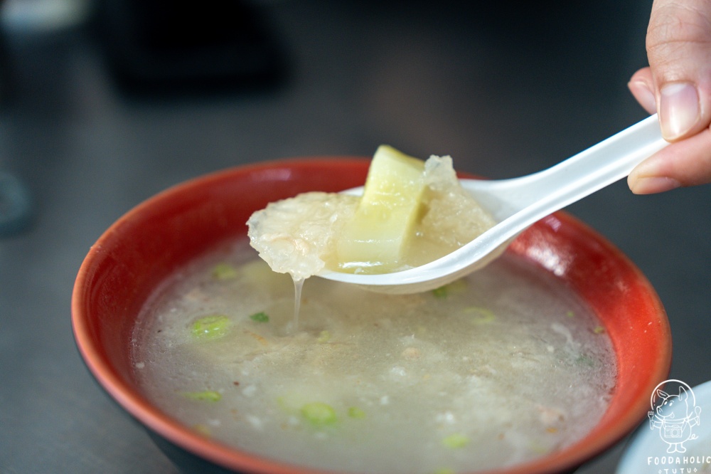 『和平嘉義火雞肉飯』刺瓜湯