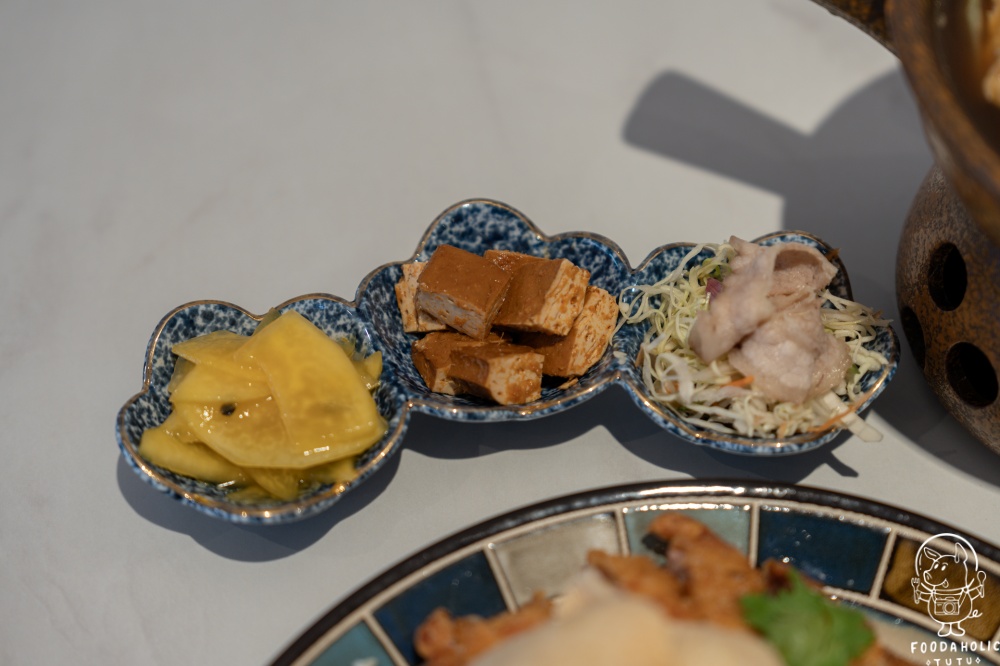 『懶洋洋南洋料理』這是馬來西亞肉骨茶 B套餐 三格前菜