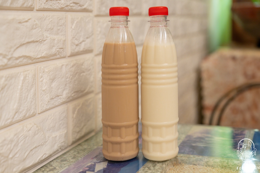『睿縈手工粉漿蛋餅』冰豆漿 冰奶茶