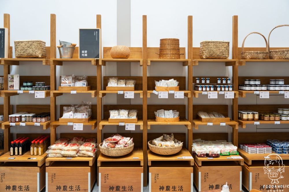 神農生活花蓮理想門市購物選品區環境