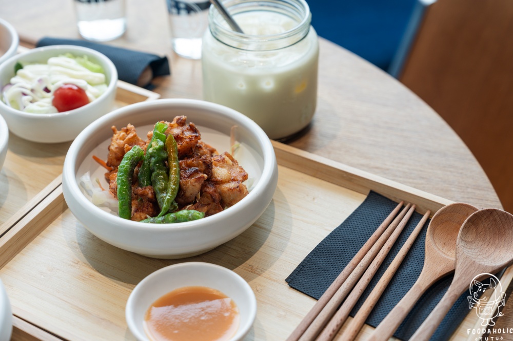 『神農生活花蓮理想門市』PARK輕食組:豆乳炸雞塊+三峽奶香金萱鮮奶茶