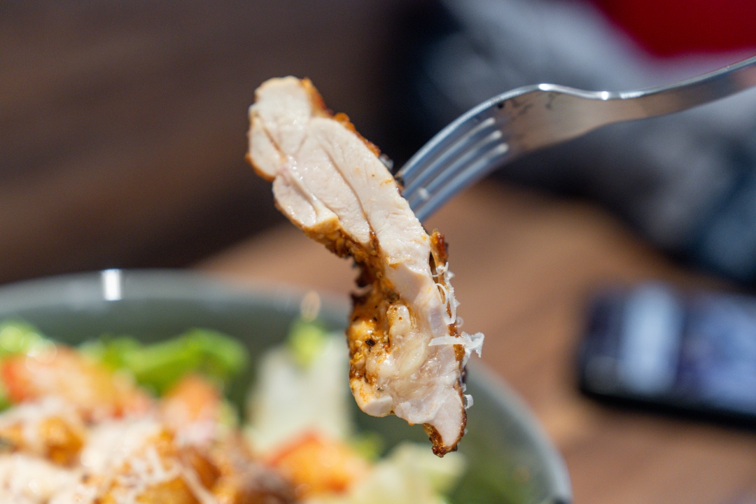 『美好日子漢堡』好大雞腿沙拉