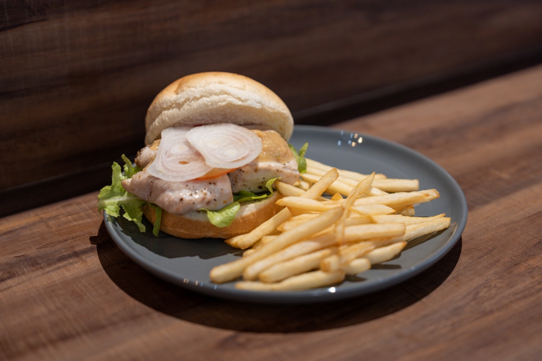 『美好日子漢堡』味噌檸檬鮮魚堡