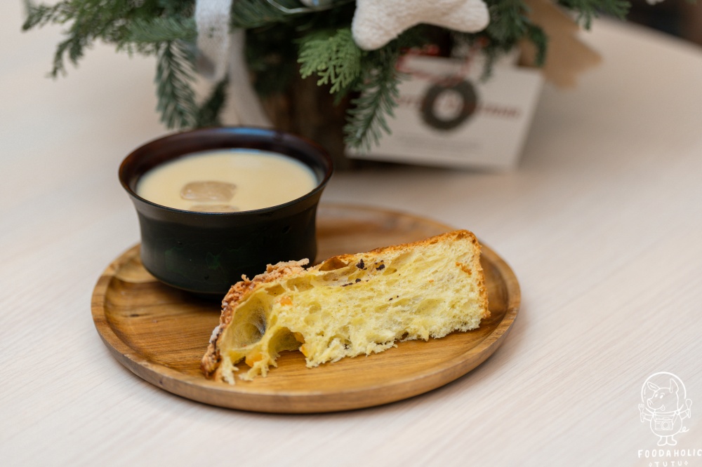 小滿麥拾聖誕潘娜朵妮開箱品嘗心得