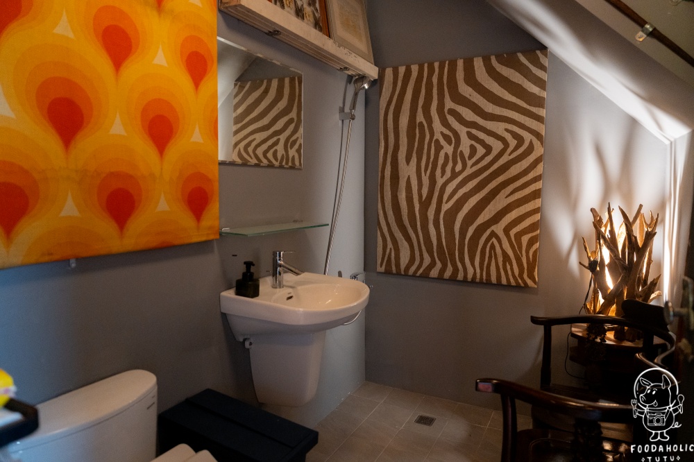 島東譯電所廁所