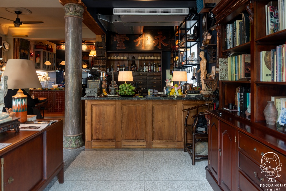 島東譯電所一樓環境