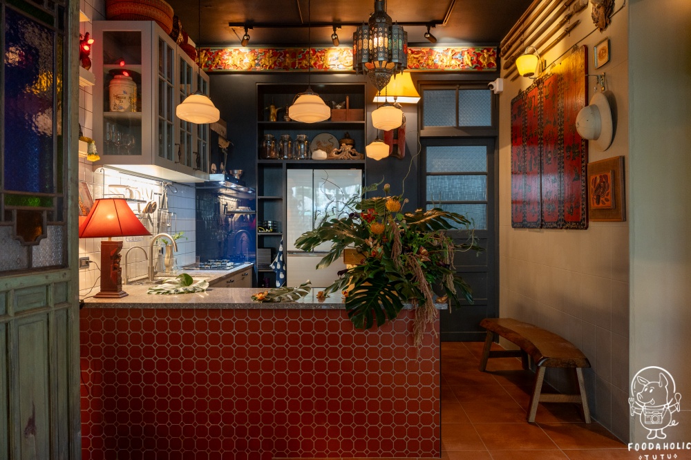 島東譯電所一樓環境