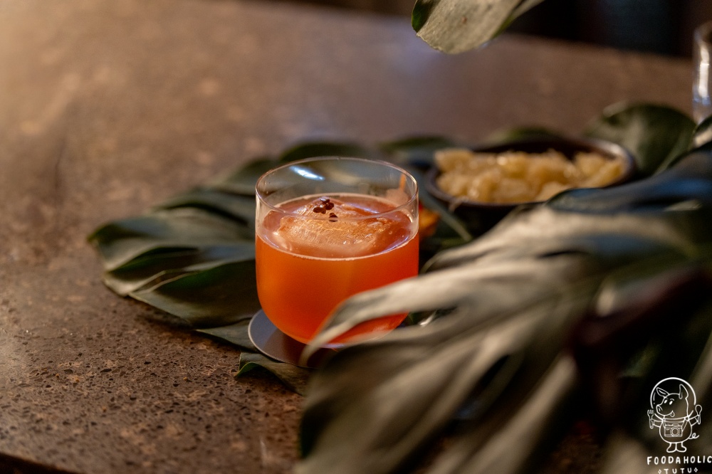 『島東譯電所』烈陽港口