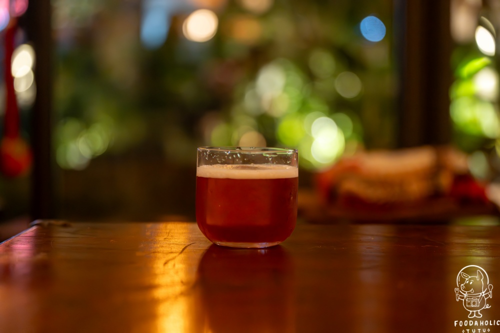 『島東譯電所』東方暗舫