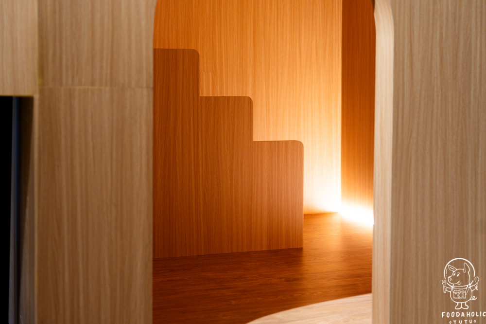 花蓮文創園區『繪本故事屋』閱讀樹洞