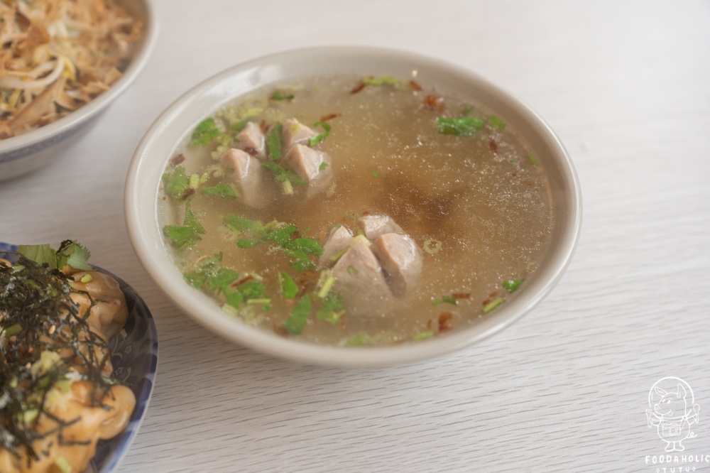 『十六食堂』貢丸湯