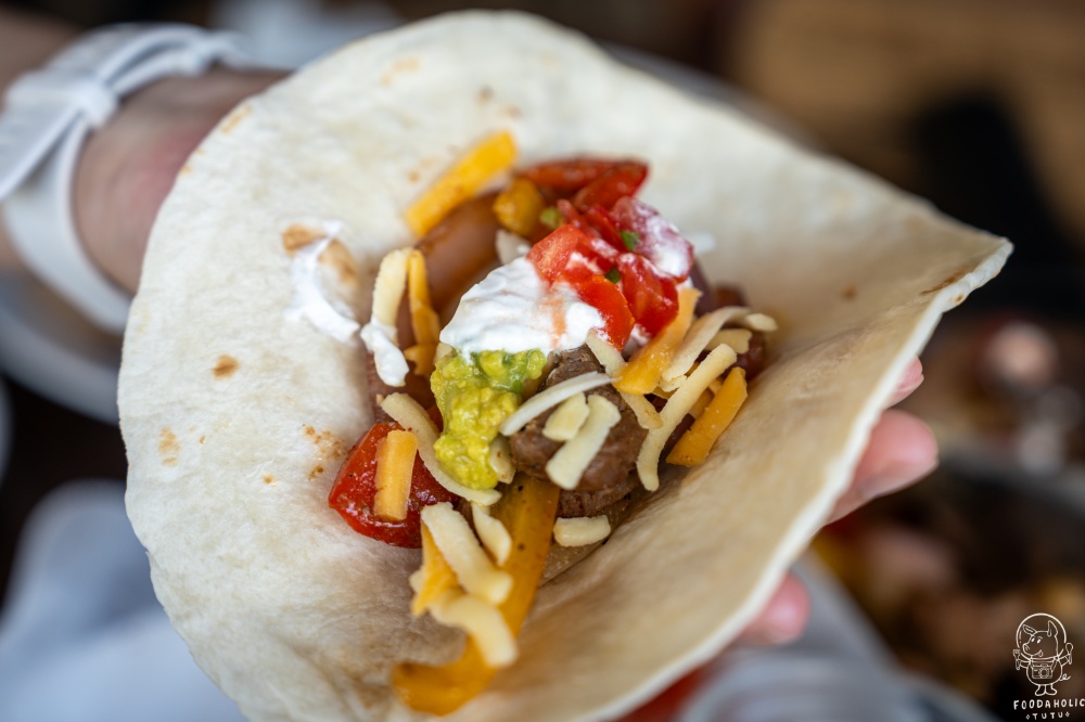 「Dos Tacos」牛排鐵板法式達